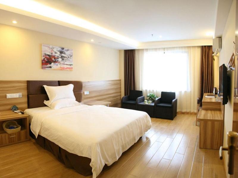 Greentree Kangqiao Industrial Zone Jinxiu Road Business