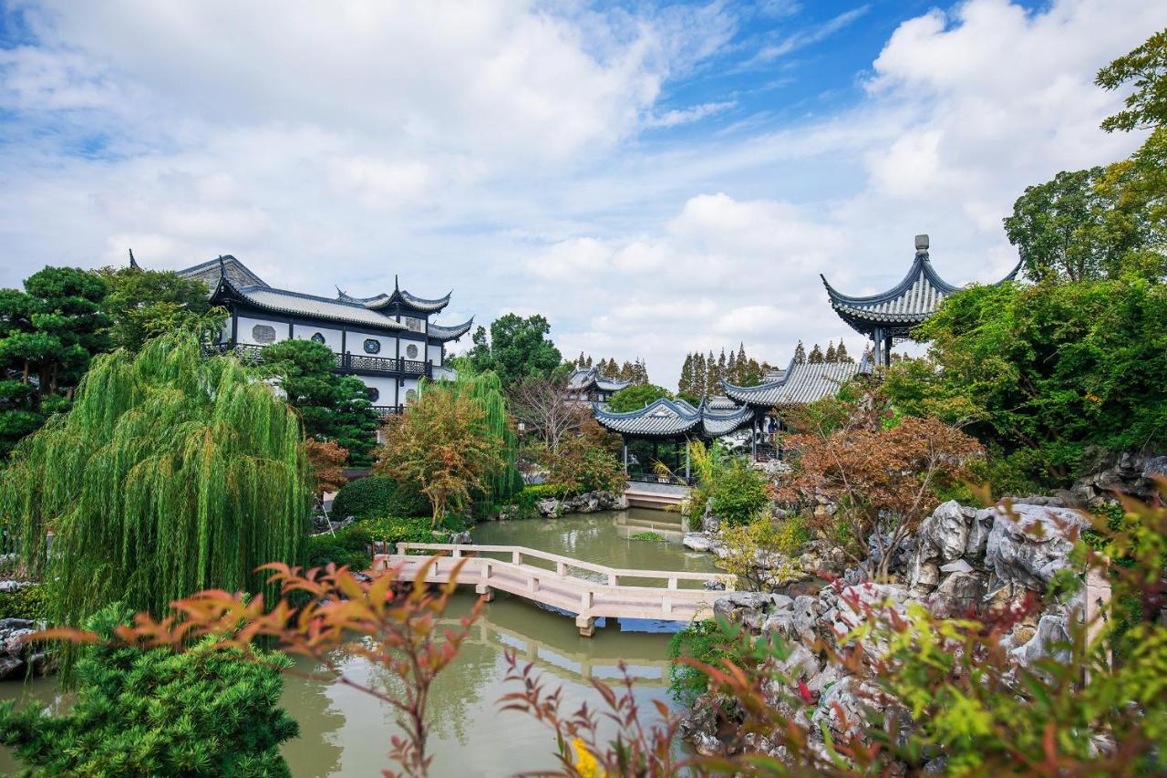 Royal Garden Shanghai-free Shuttle To And From & Pvg & Close Metro Line2 Easy To Sha New Expo Hotel 5*