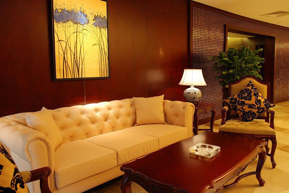 Hotel Blossom House On The Bund 5*