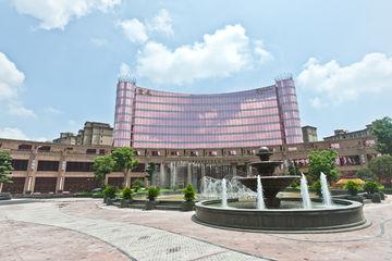 Royal International - Pudong International Airport 5*