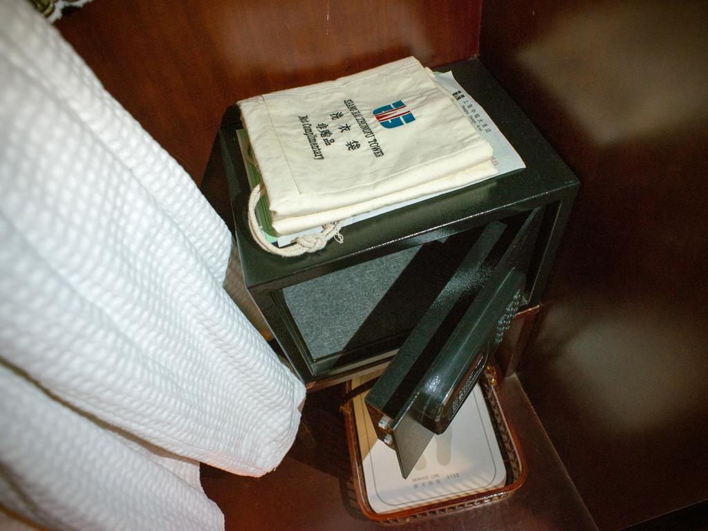 Charms Hotel 3*