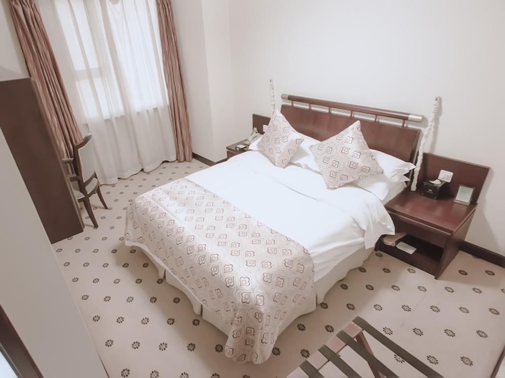 Charms Hotel 3*