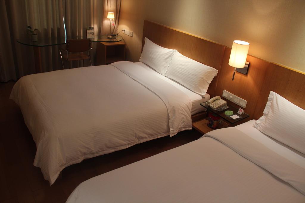 L'otel Hotel 4*
