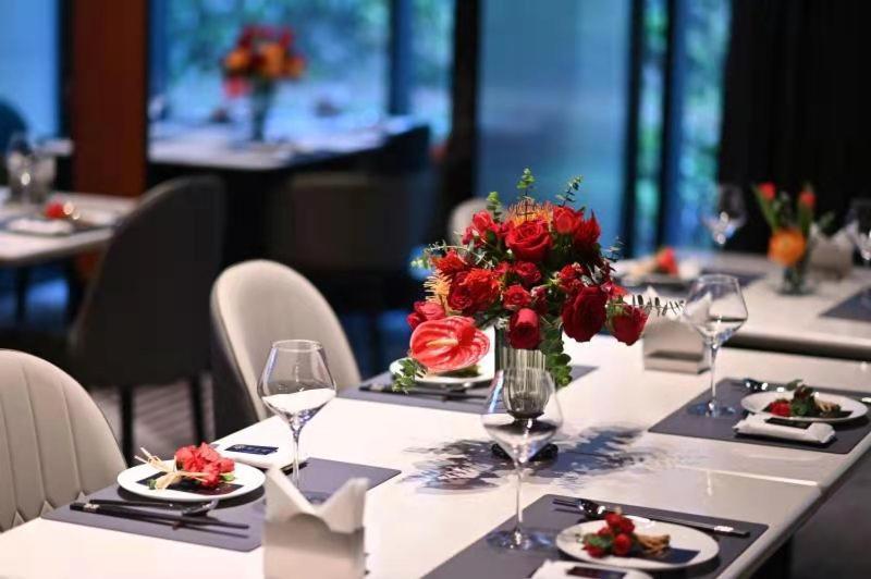 Evergreen Laurel Hotel, Hotel Shanghai