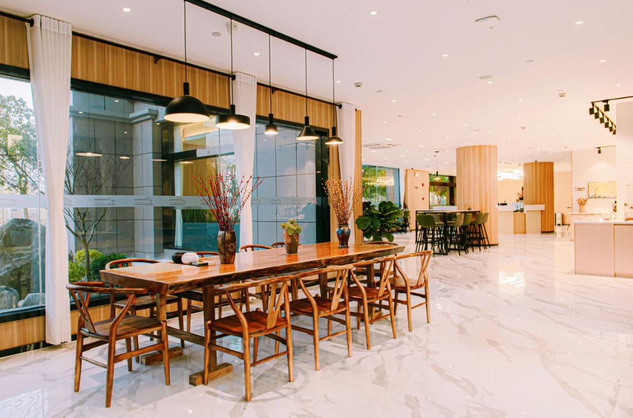 Hotel Joyful Yard Hotel-free Shuttle Bus To Pudong Airport And Disneyland
