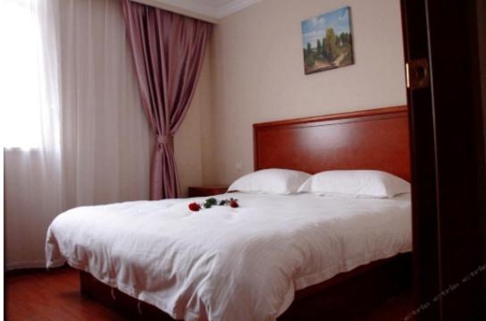 Greentree Inn Shanghai Luojing Express Hotel Hotel Shanghai