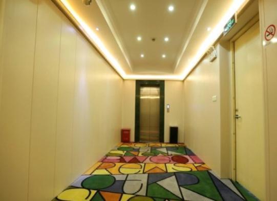 Shell Qingpu District National Convention And Exhibition Center Xinfeng Middle Road Hotel