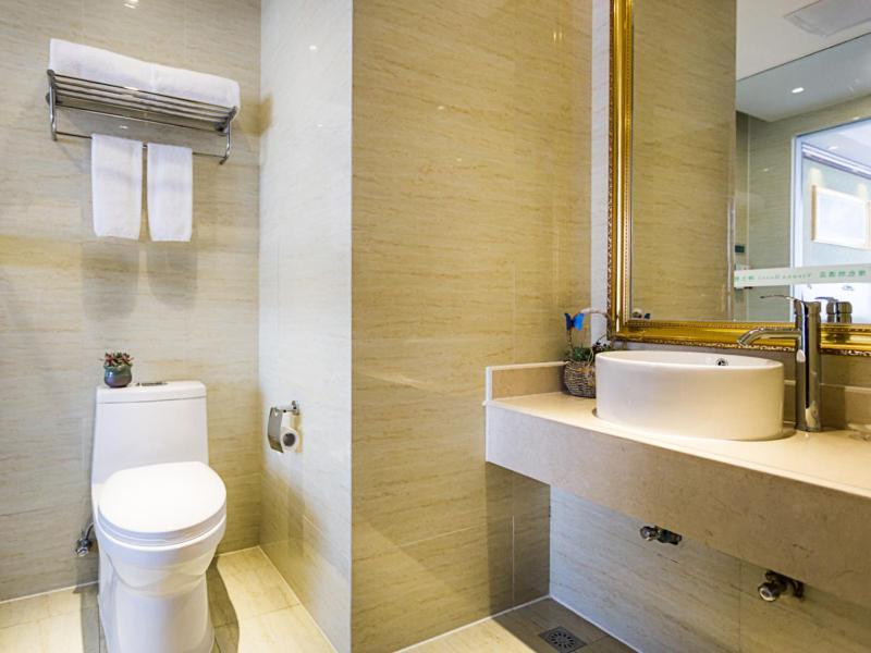 Hotel Vienna Pudong Jinqiao Park 3*