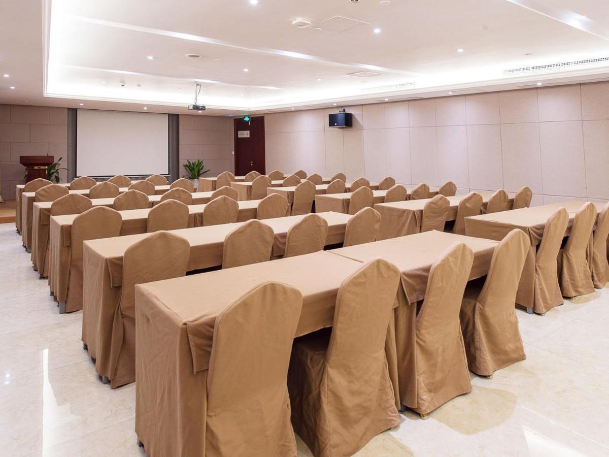 Hotel Vienna Hongqiao Airport Center