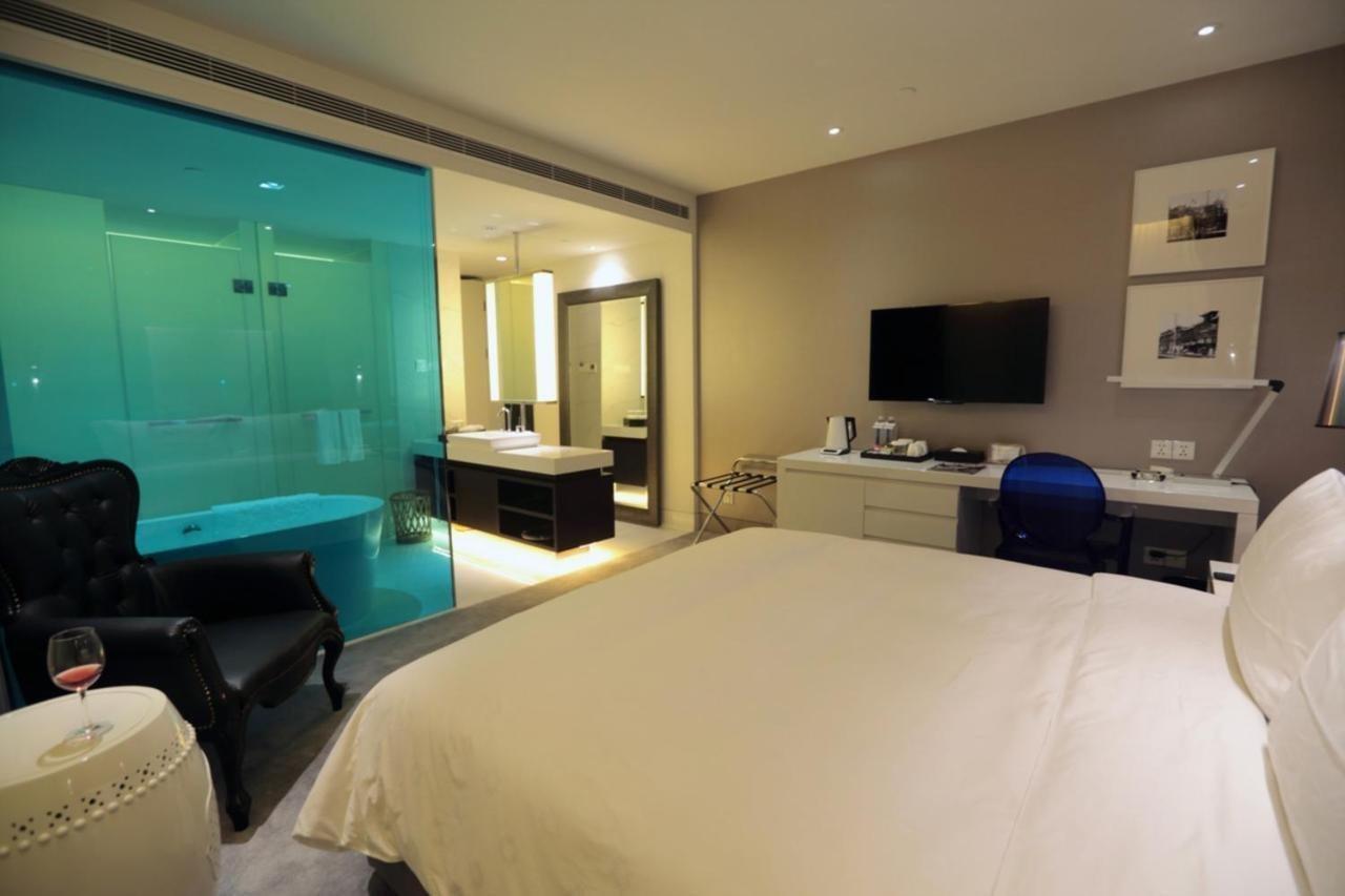 Hotel Jinjiang Metropolo Classiq Off Bund 4*