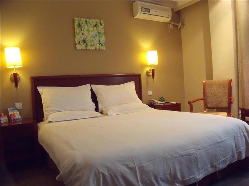 Greentree Nanqiao Middle Renmin Road Express Hotel