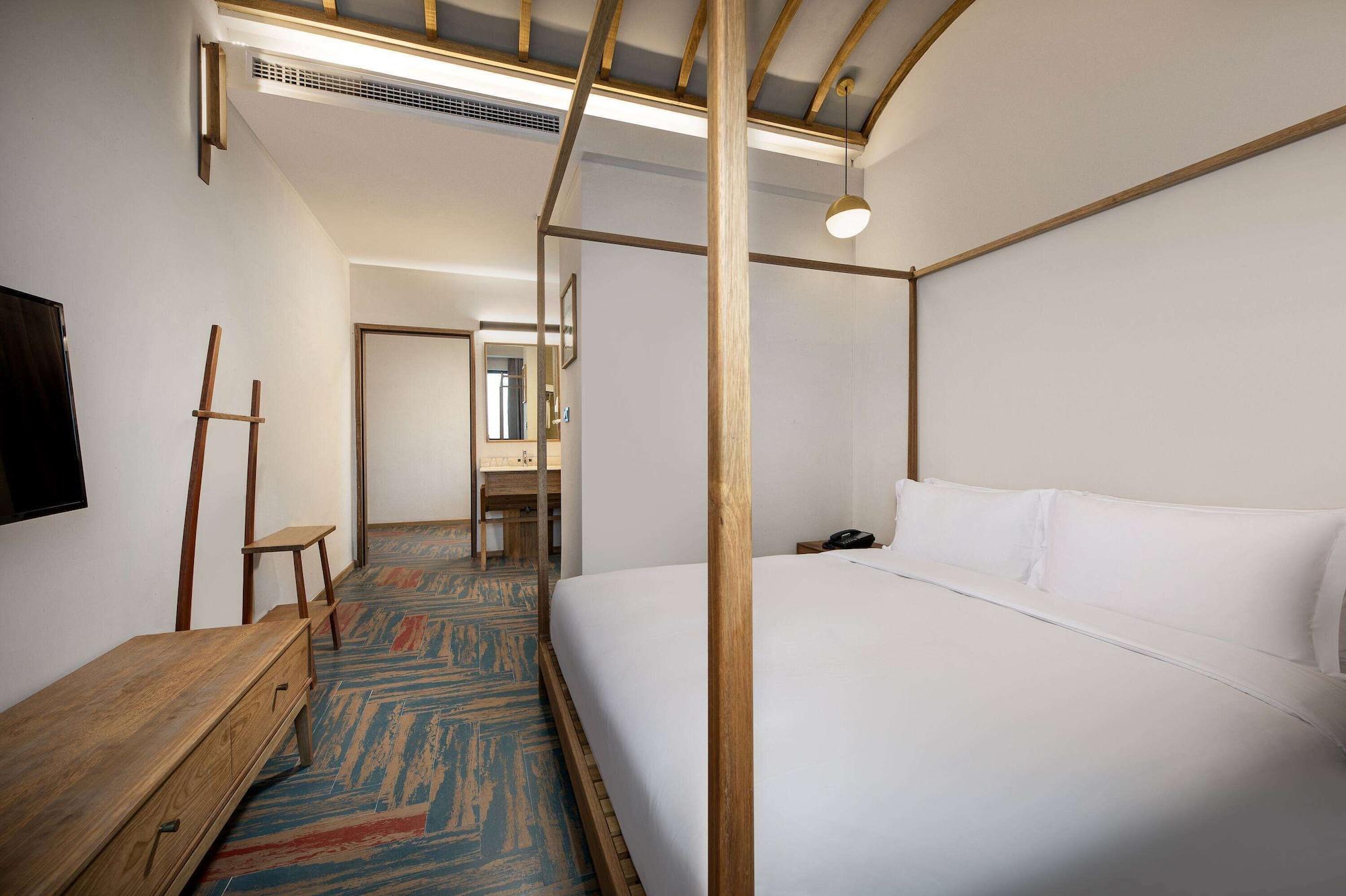Hotel Ramada Encore By Wyndham Pudong Airport