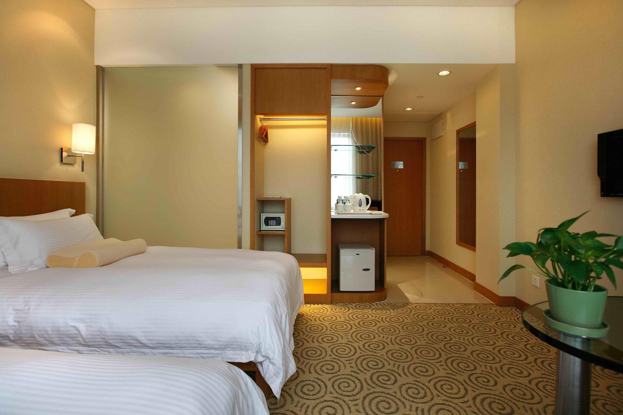 L'otel Hotel
