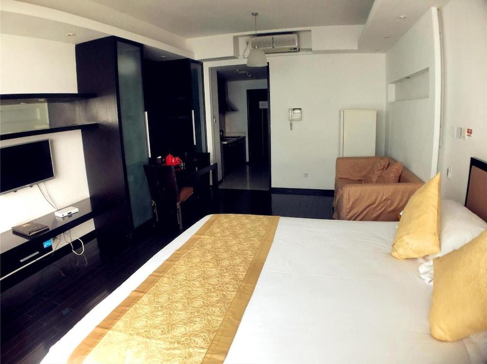 Urban Hotel Shanghái