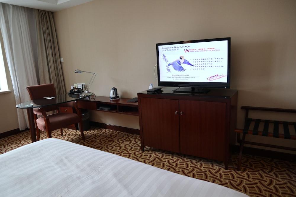 Jianguo 4* Shanghai