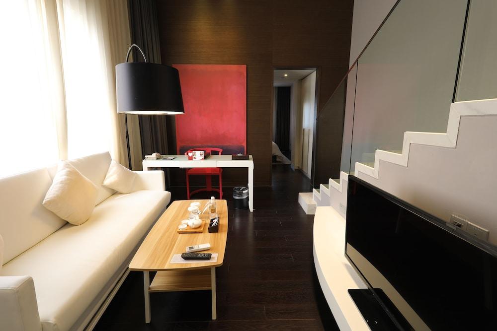 Jin Jiang Da Hua Hotel 3*