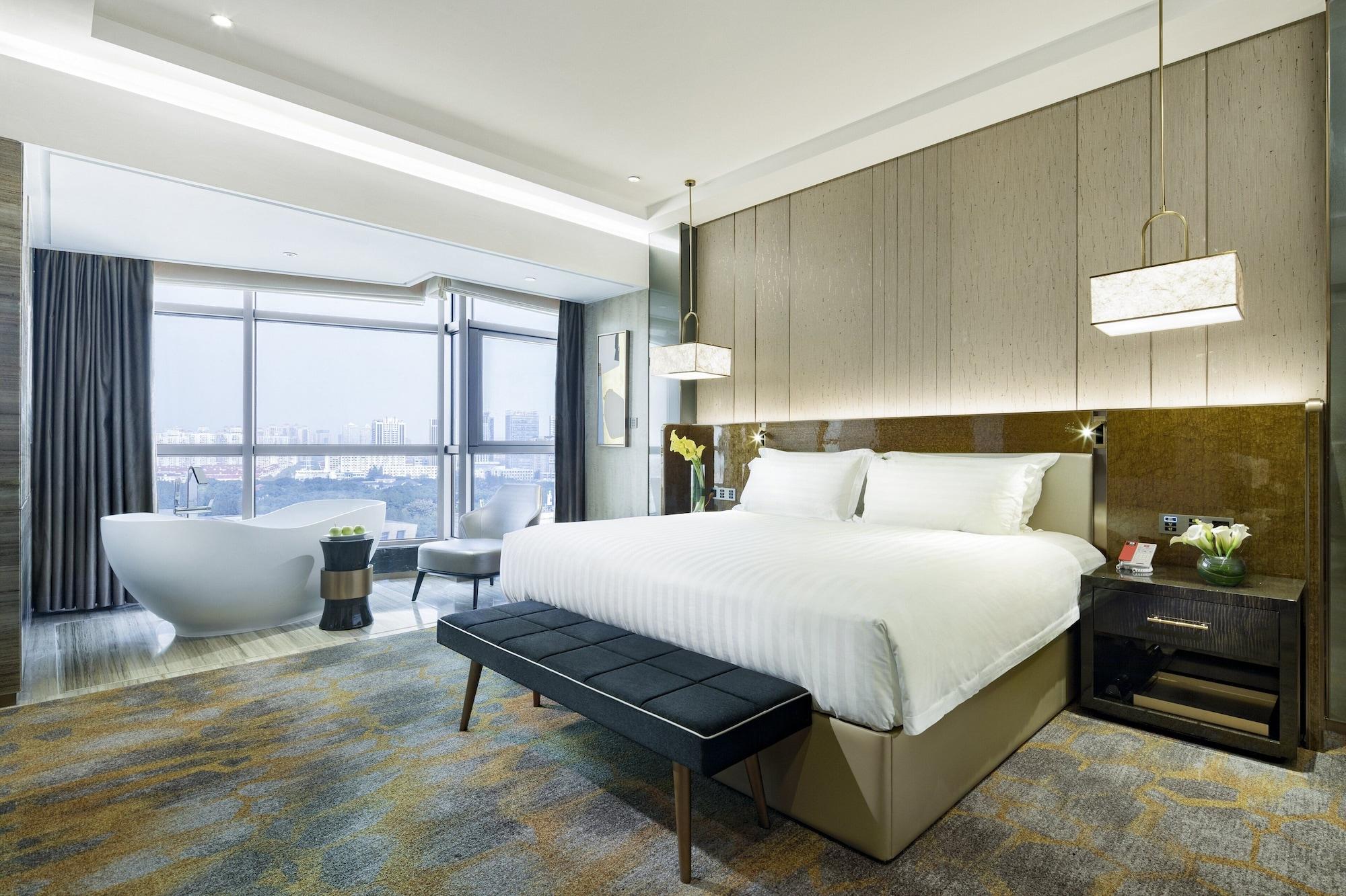 Grand Millennium Hongqiao 5* Shanghai