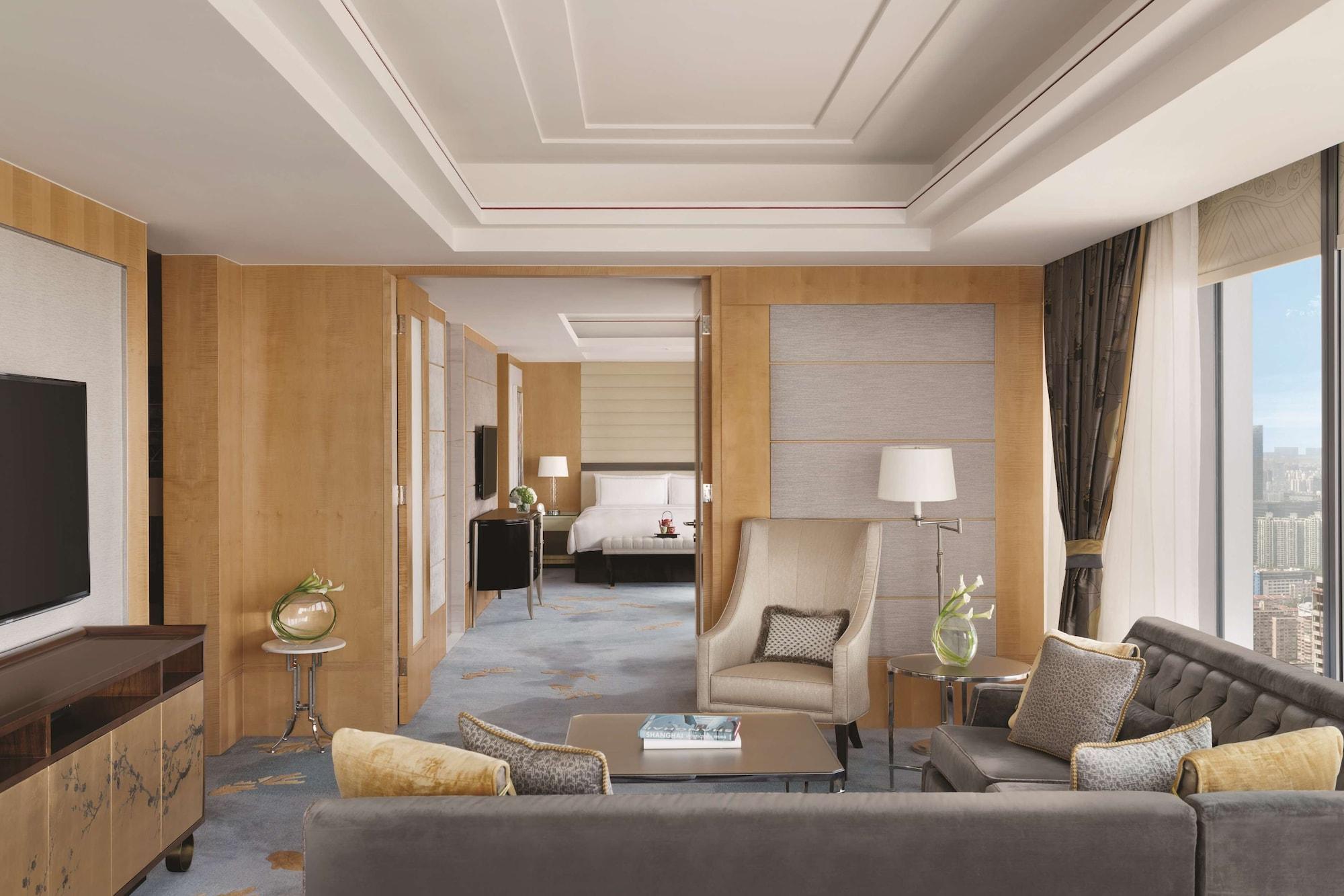 Jing An Shangri-la, Hotel