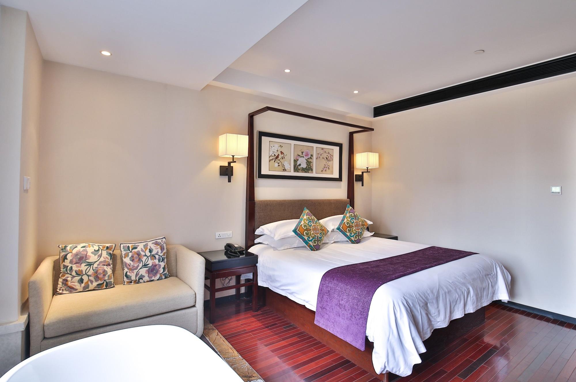 Ssaw Boutique Hongkou 3*