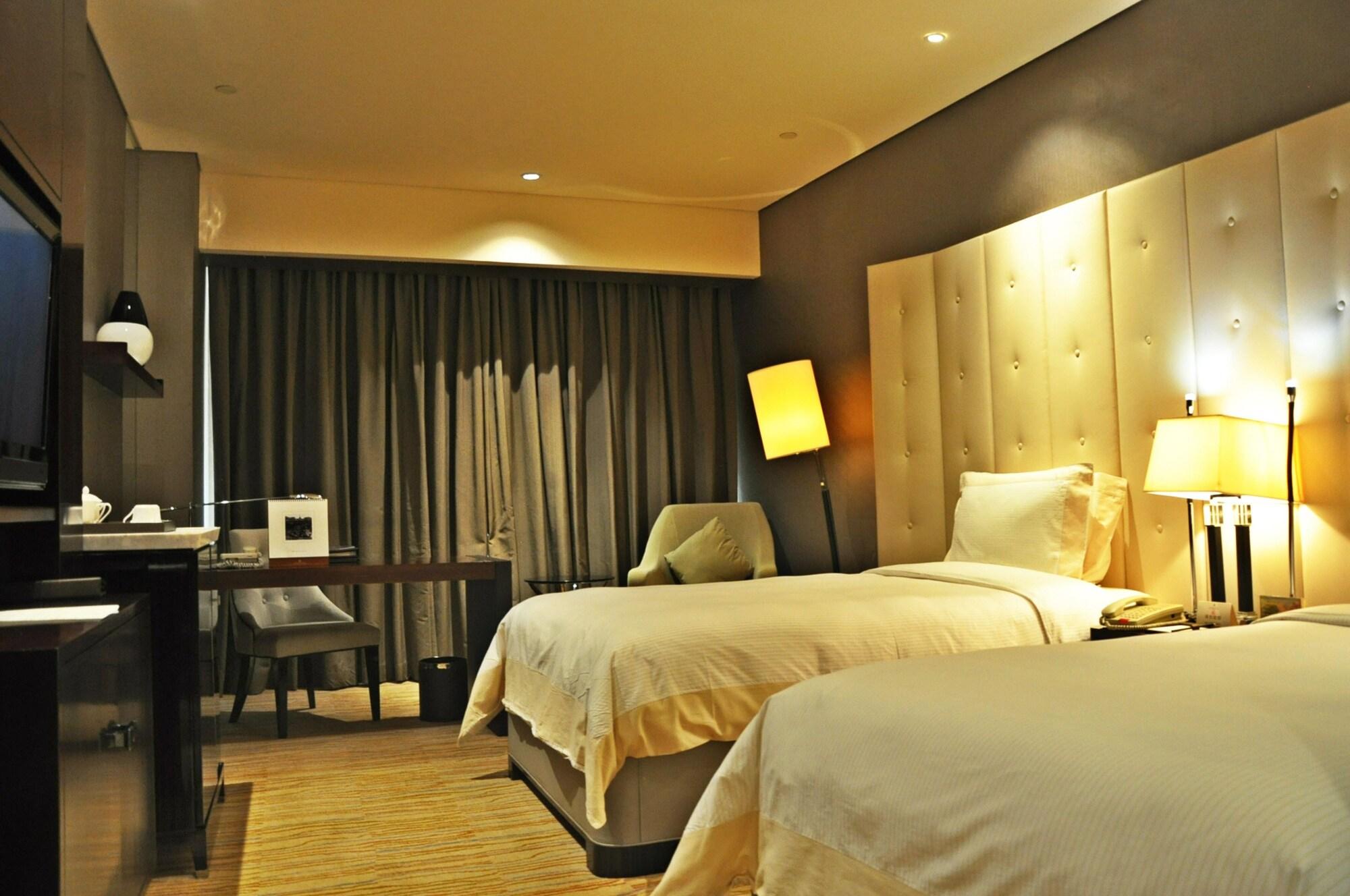 Otel Royal International - Pudong International Airport 5*