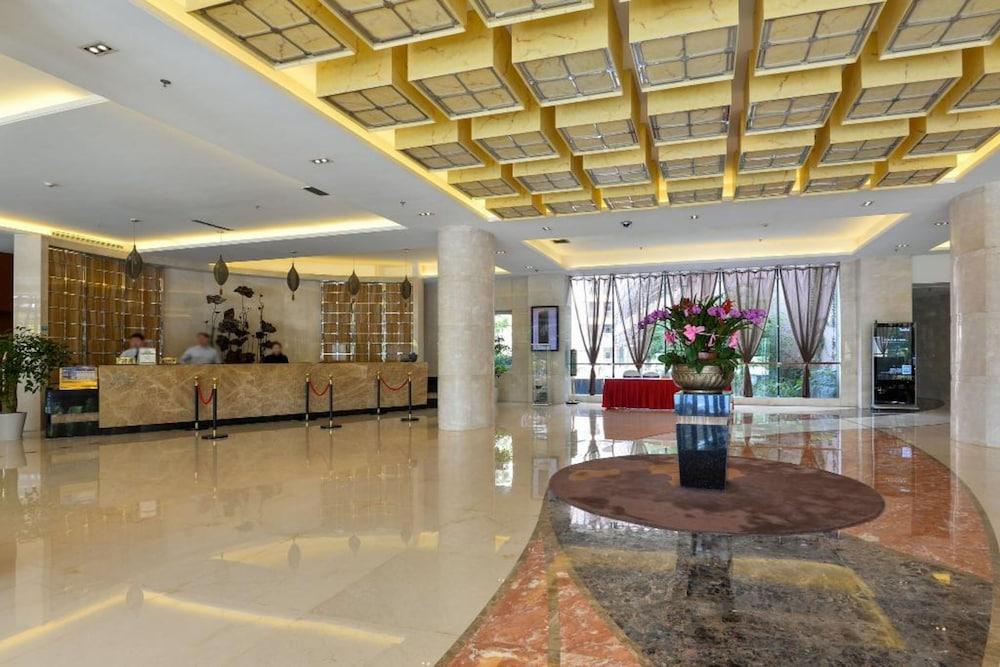 Zte Hotel 4*