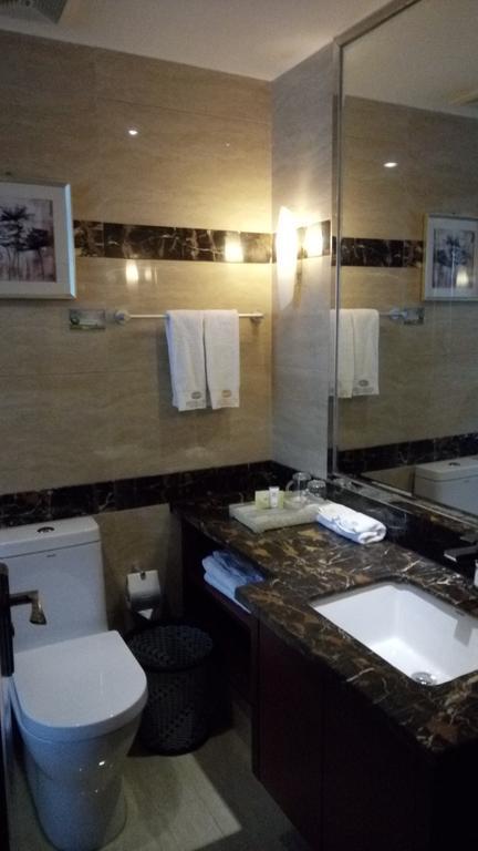 Jinfeng International Hotel
