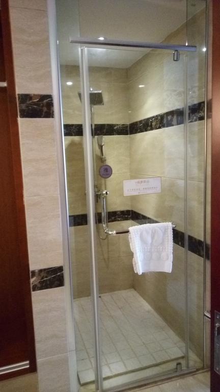 Hotel Jinfeng International 4*