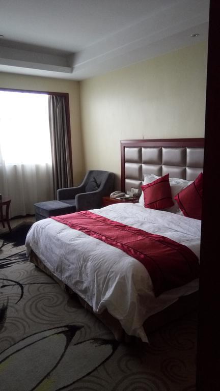 Hotel Jinfeng International