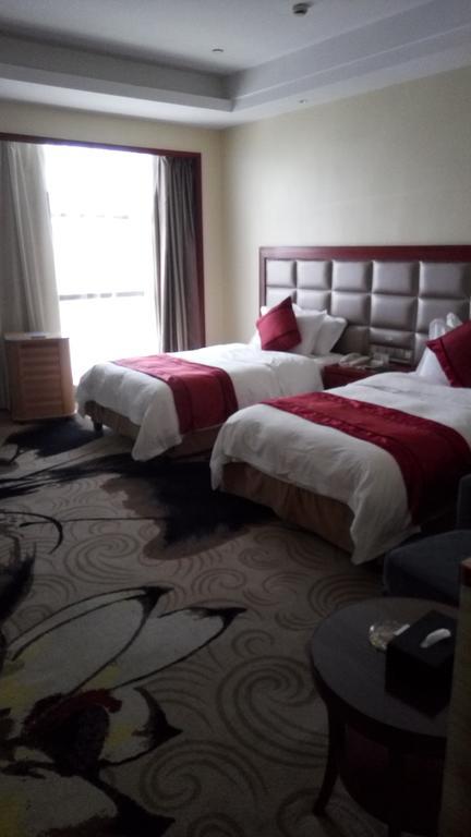 Jinfeng International Hotel