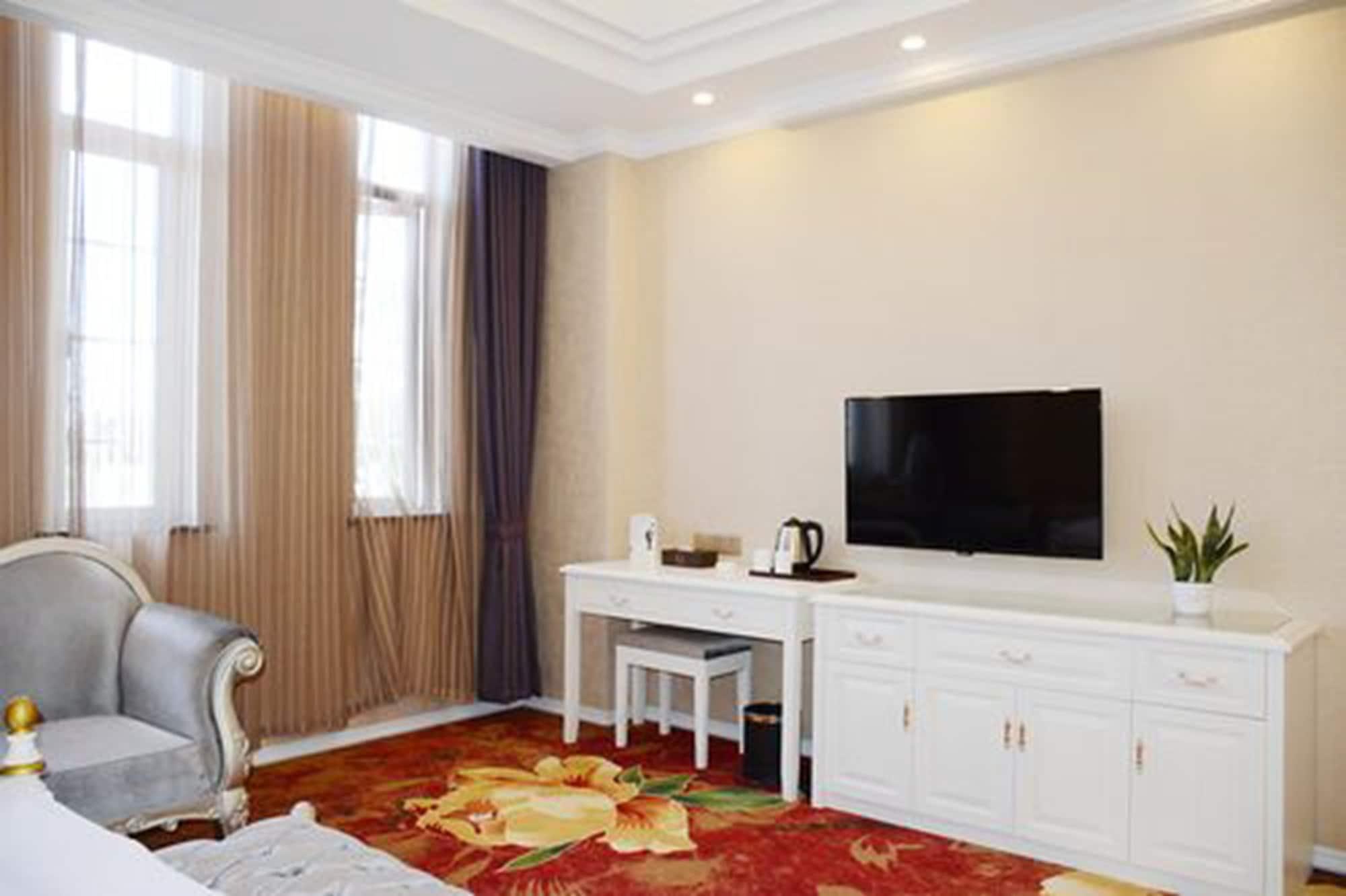 Ramada Encore Pudong 3*