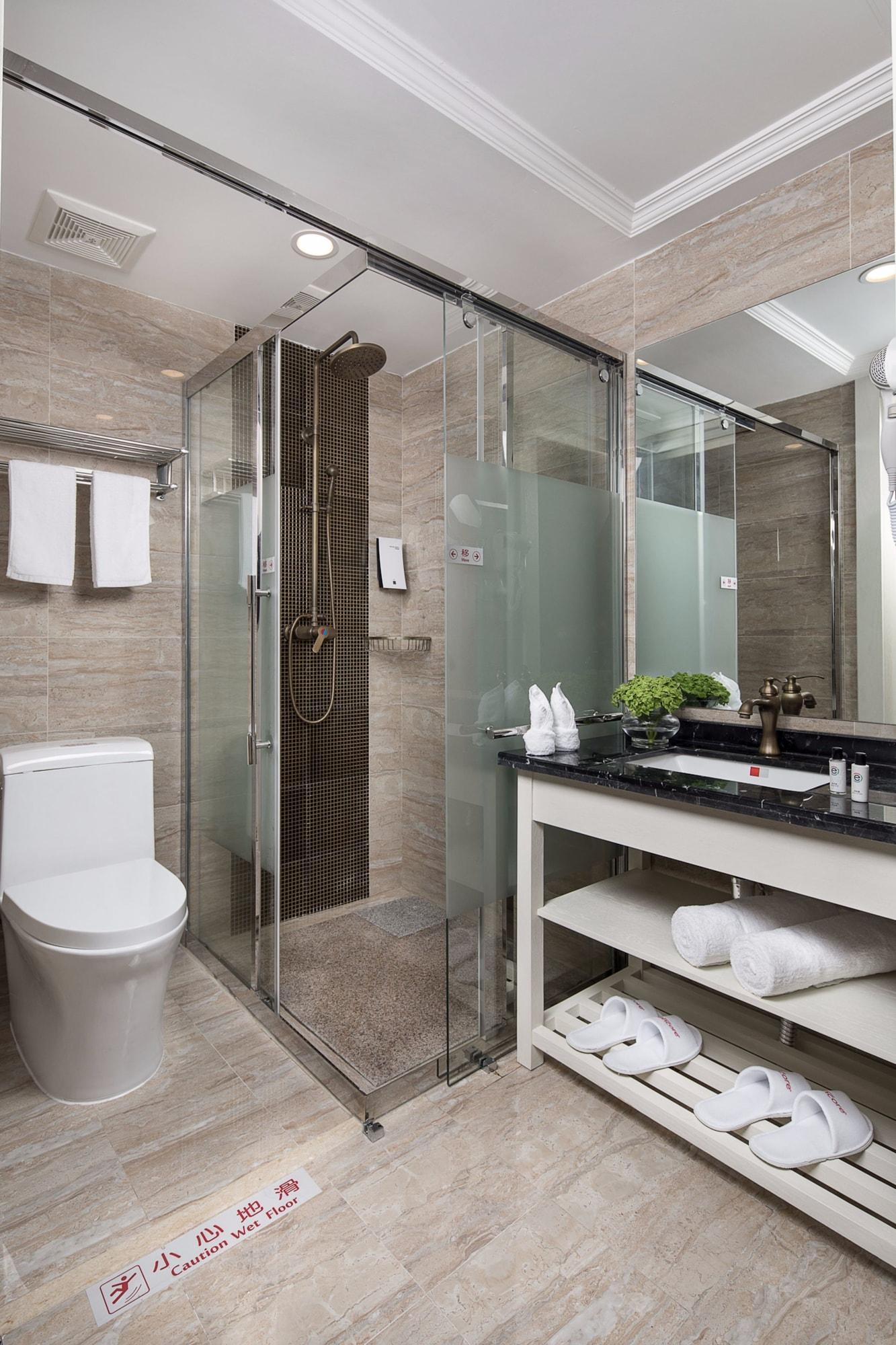 Ramada Encore Pudong Şanghay