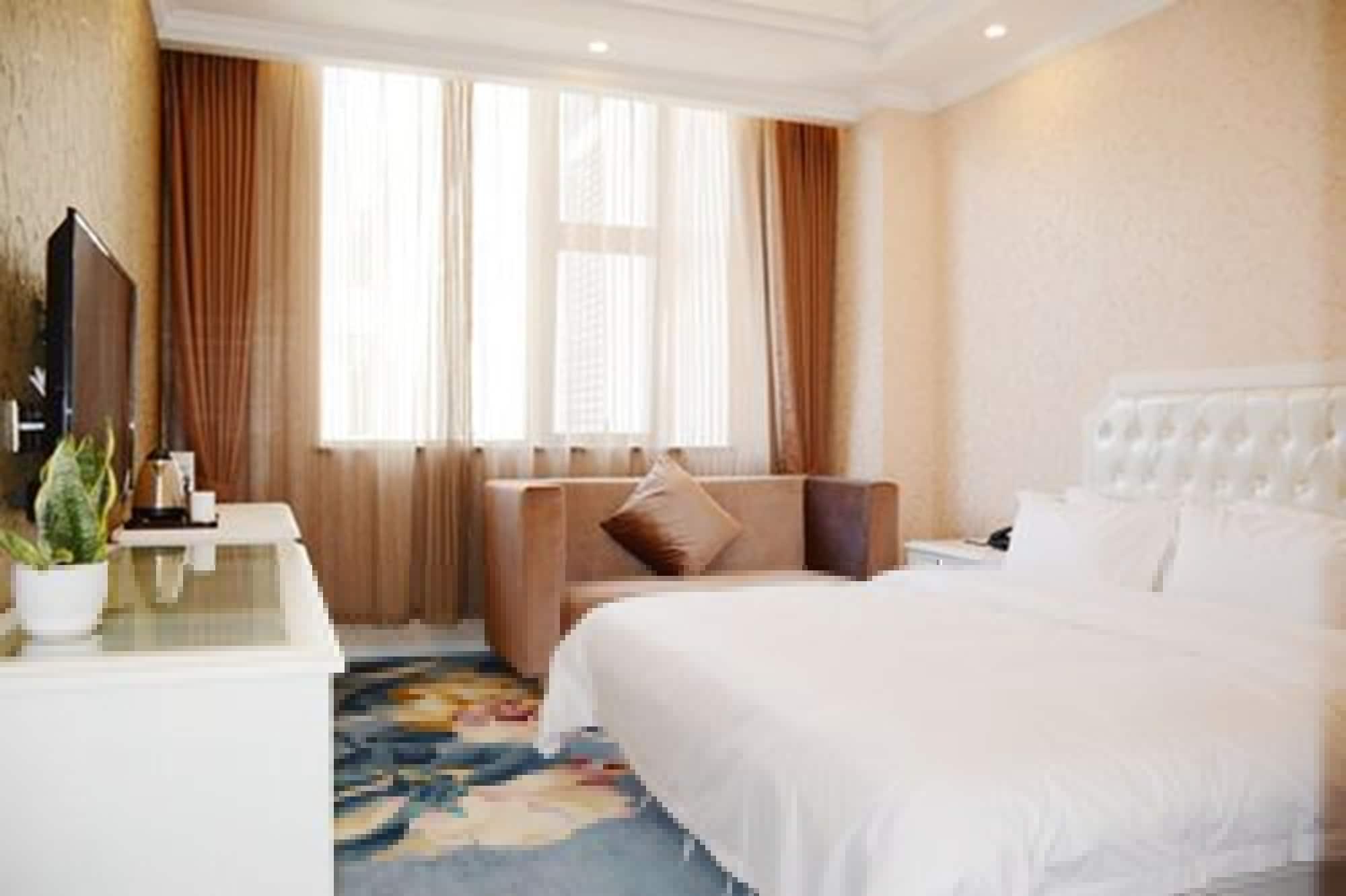 Ramada Encore Pudong Şanghay
