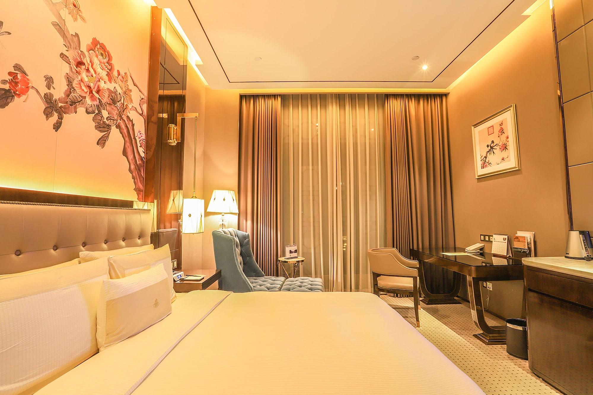 Royal Garden Shanghai-free Shuttle To And From & Pvg & Close Metro Line2 Easy To Sha New Expo Hotel Shanghai