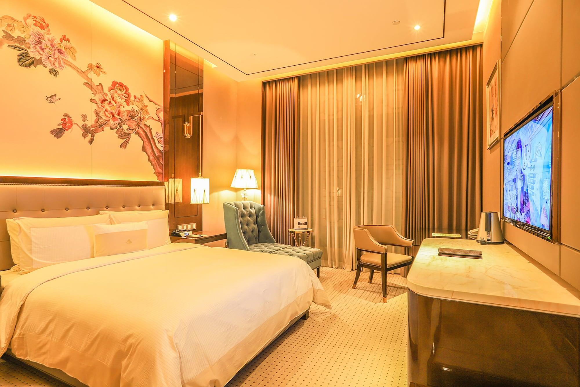 Royal Garden Shanghai-free Shuttle To And From & Pvg & Close Metro Line2 Easy To Sha New Expo Hotel Shanghai