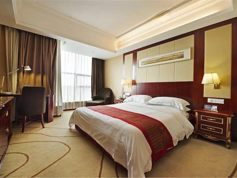 Vienna International Hongqiao Expo Center Caohejing 4*