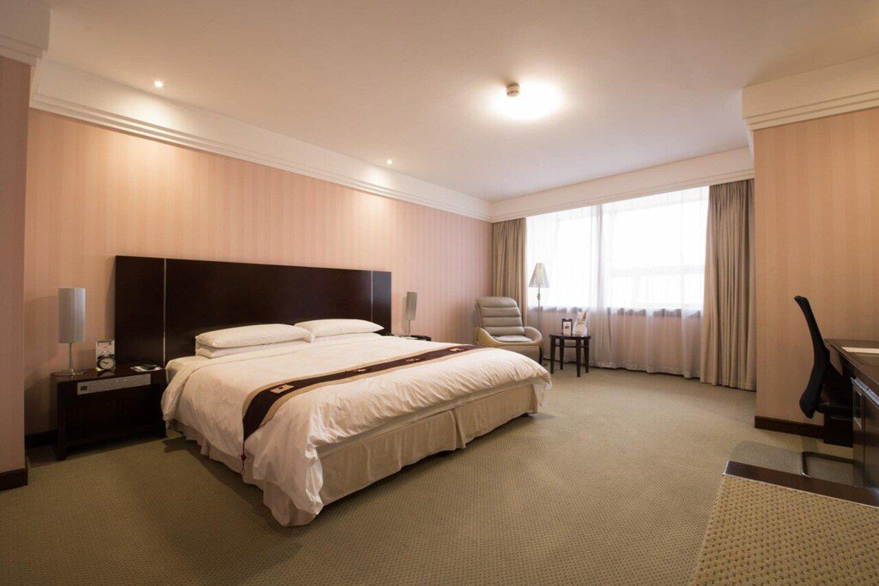 Hotel Regal East
