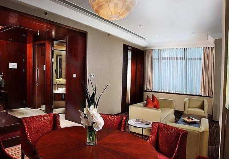 Khách sạn Renaissance Zhongshan Park