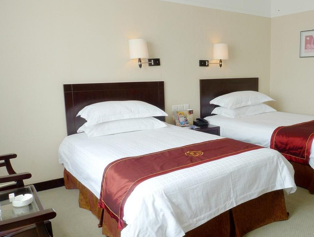 Hotel Hongluyuan Ningjiang Grand