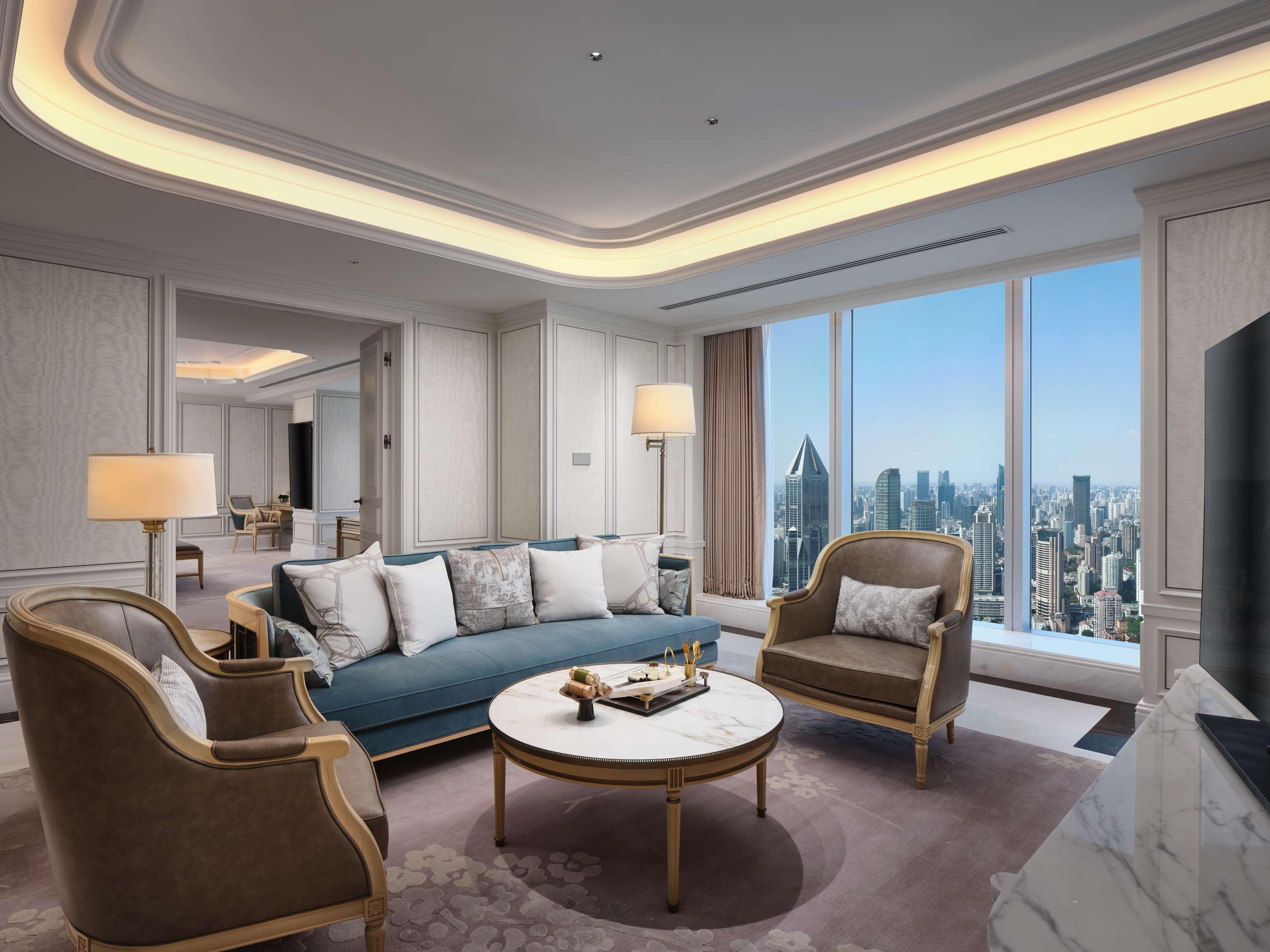 Conrad Hotel 5*