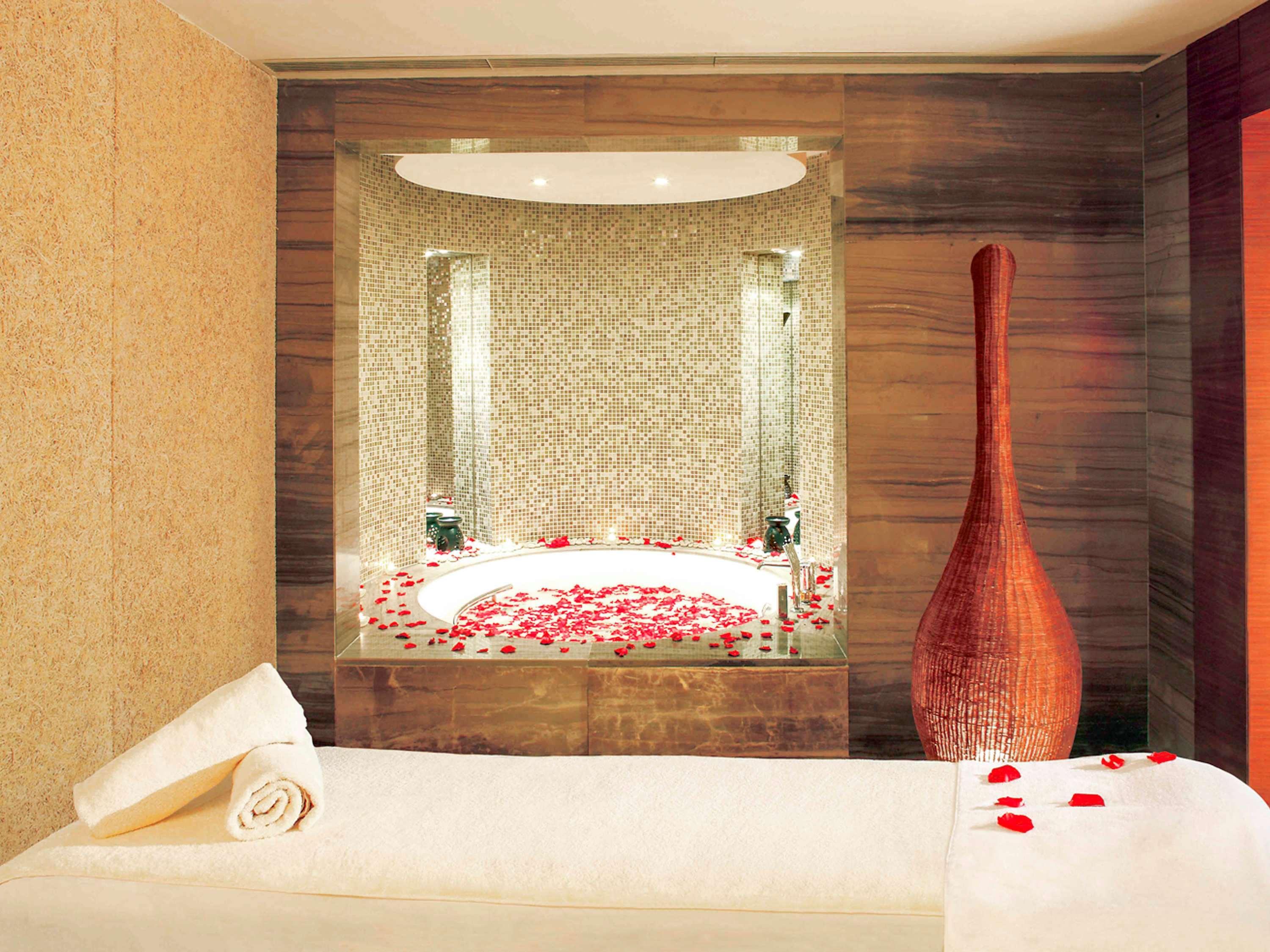 Swissotel Grand Hotel 5*