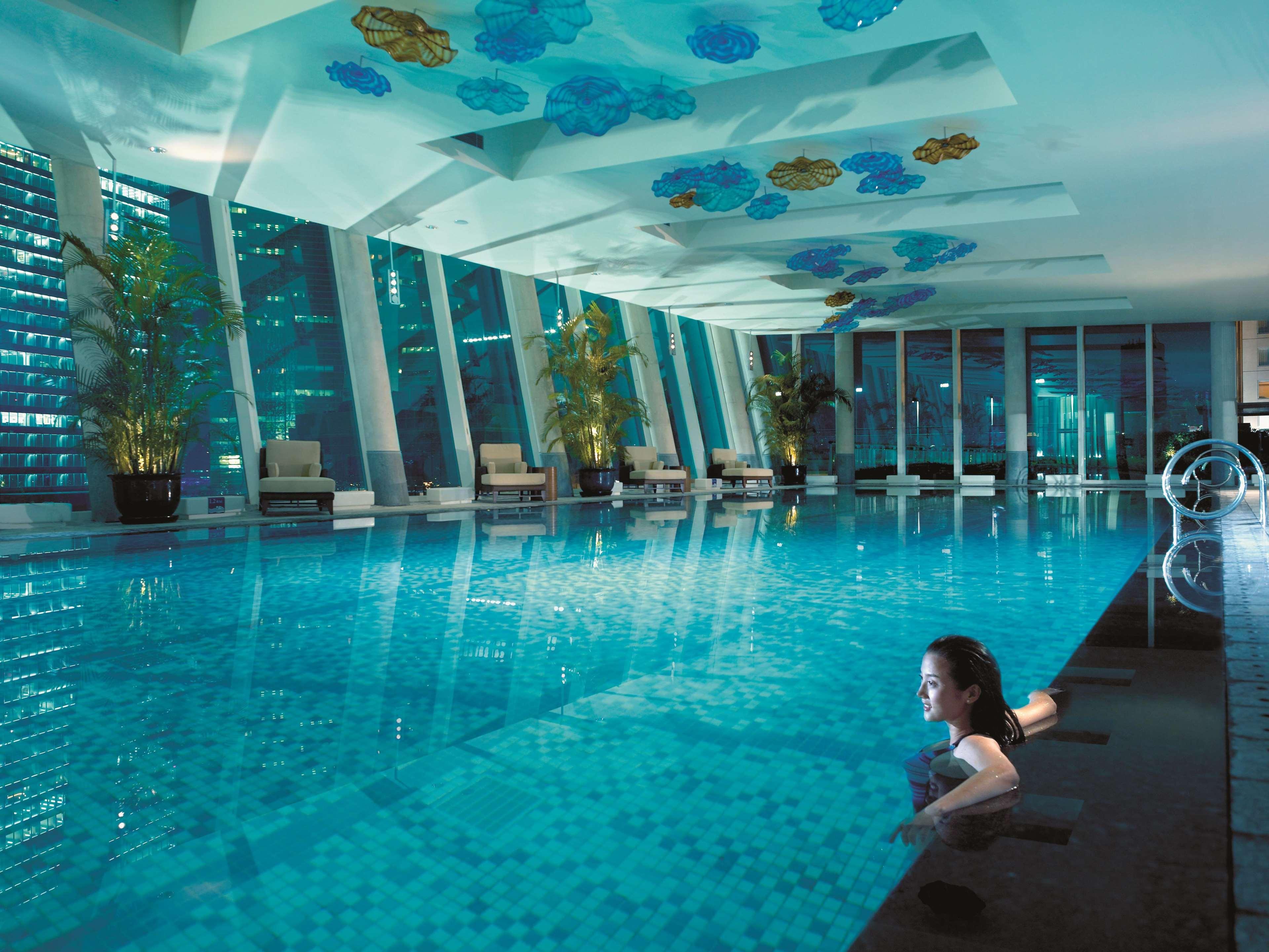 Hotel Pudong Shangri-la, 5*