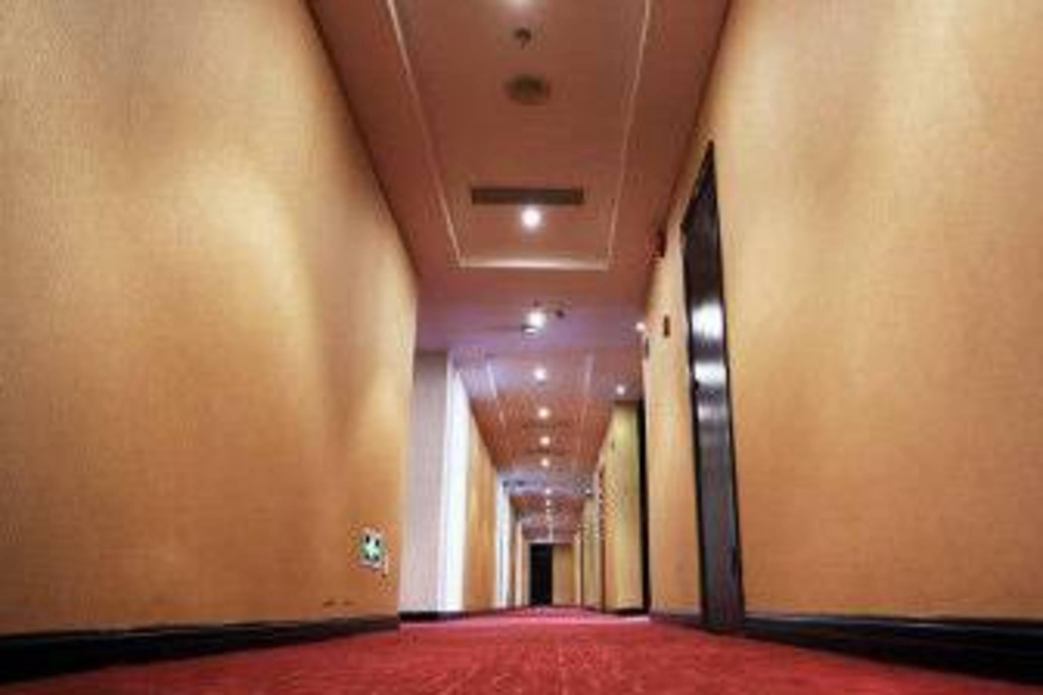 Ramada Encore Hotel