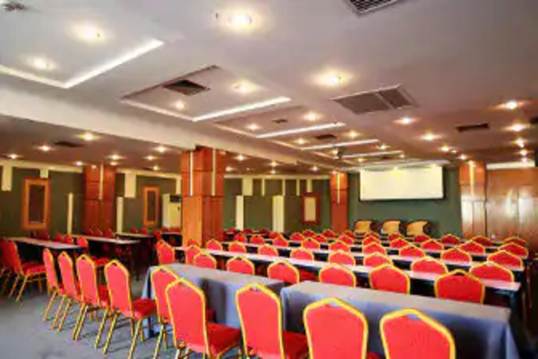 Hotel Ramada Encore 4*