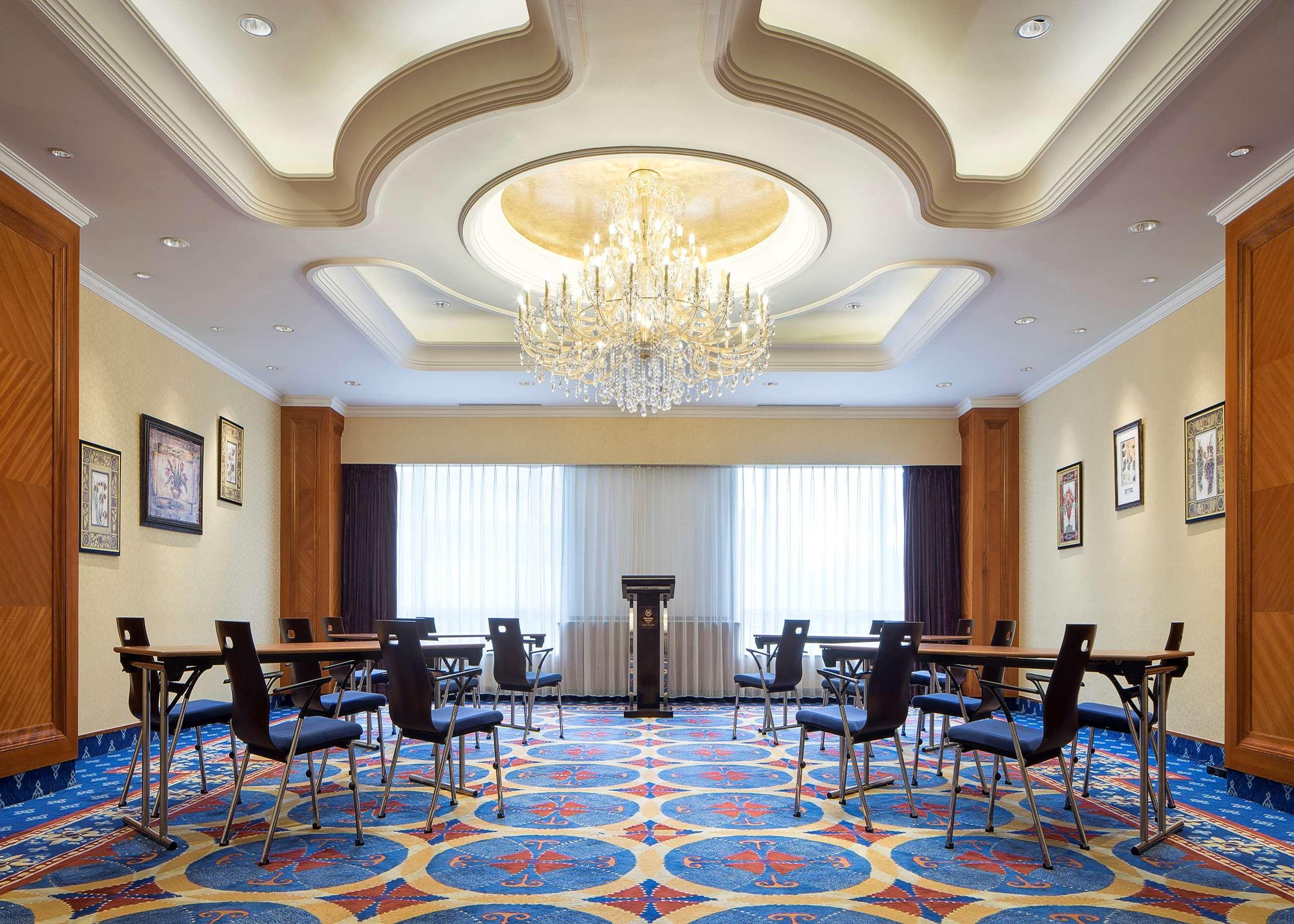 Hongqiao Jin Jiang 5*