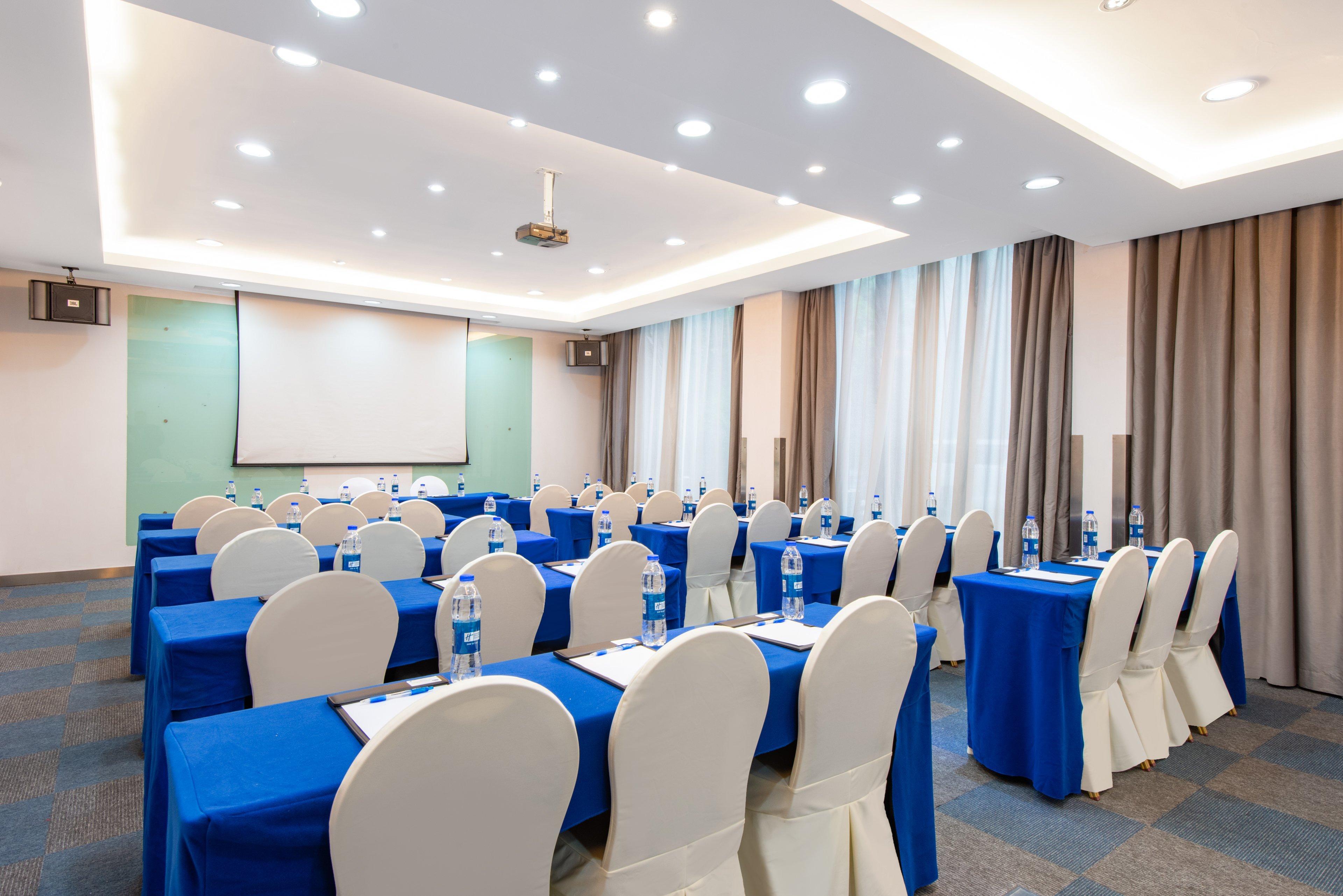 Holiday Express Putuo By Ihg Hotel 3*
