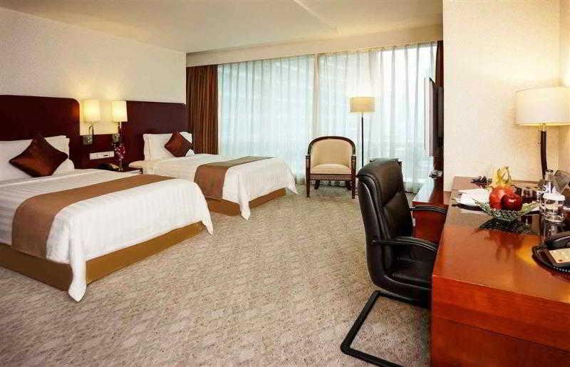 Pullman - In Xintiandi & Yu Garden Area Shanghai