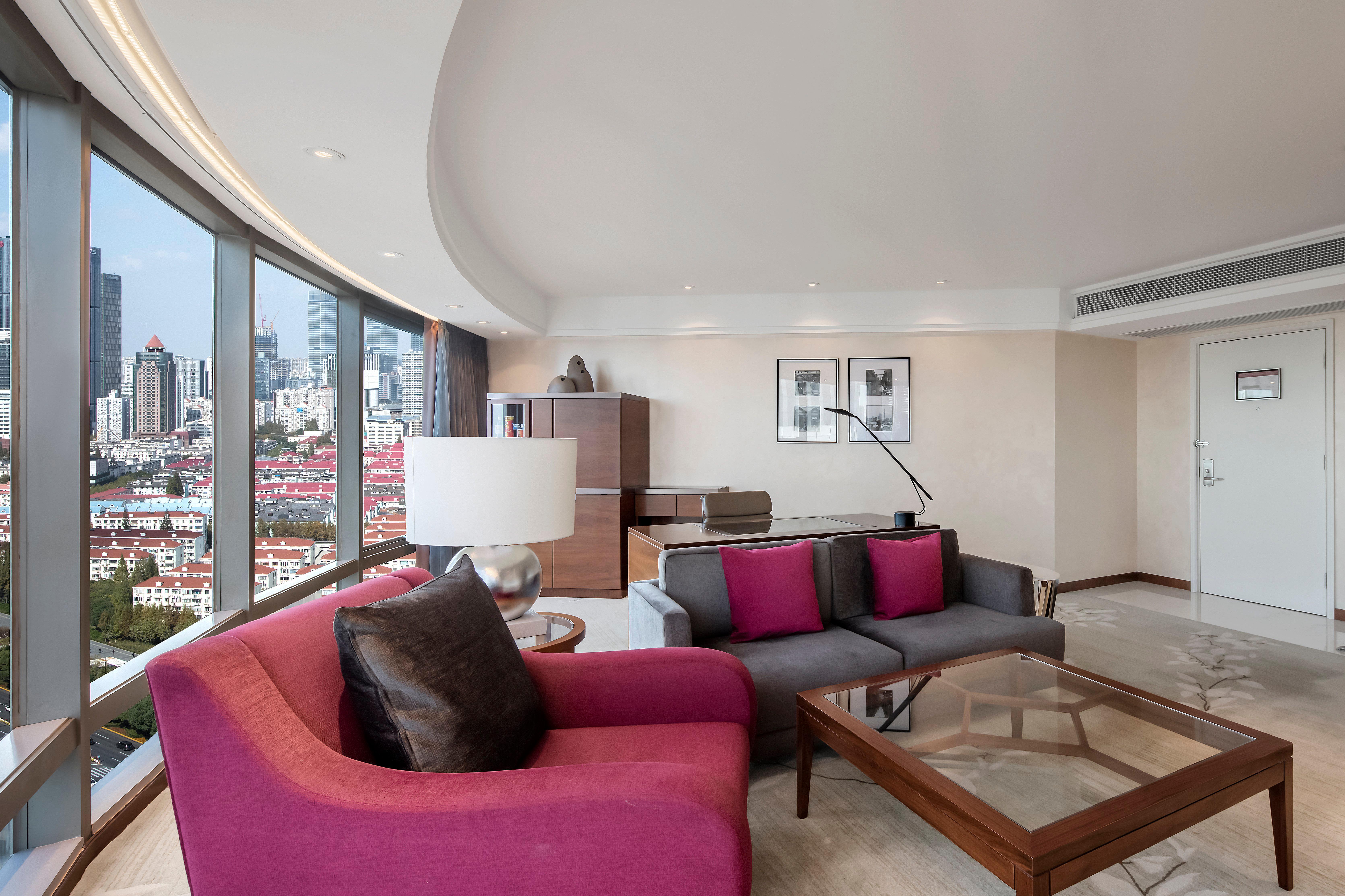 Intercontinental Pudong By Ihg 5*