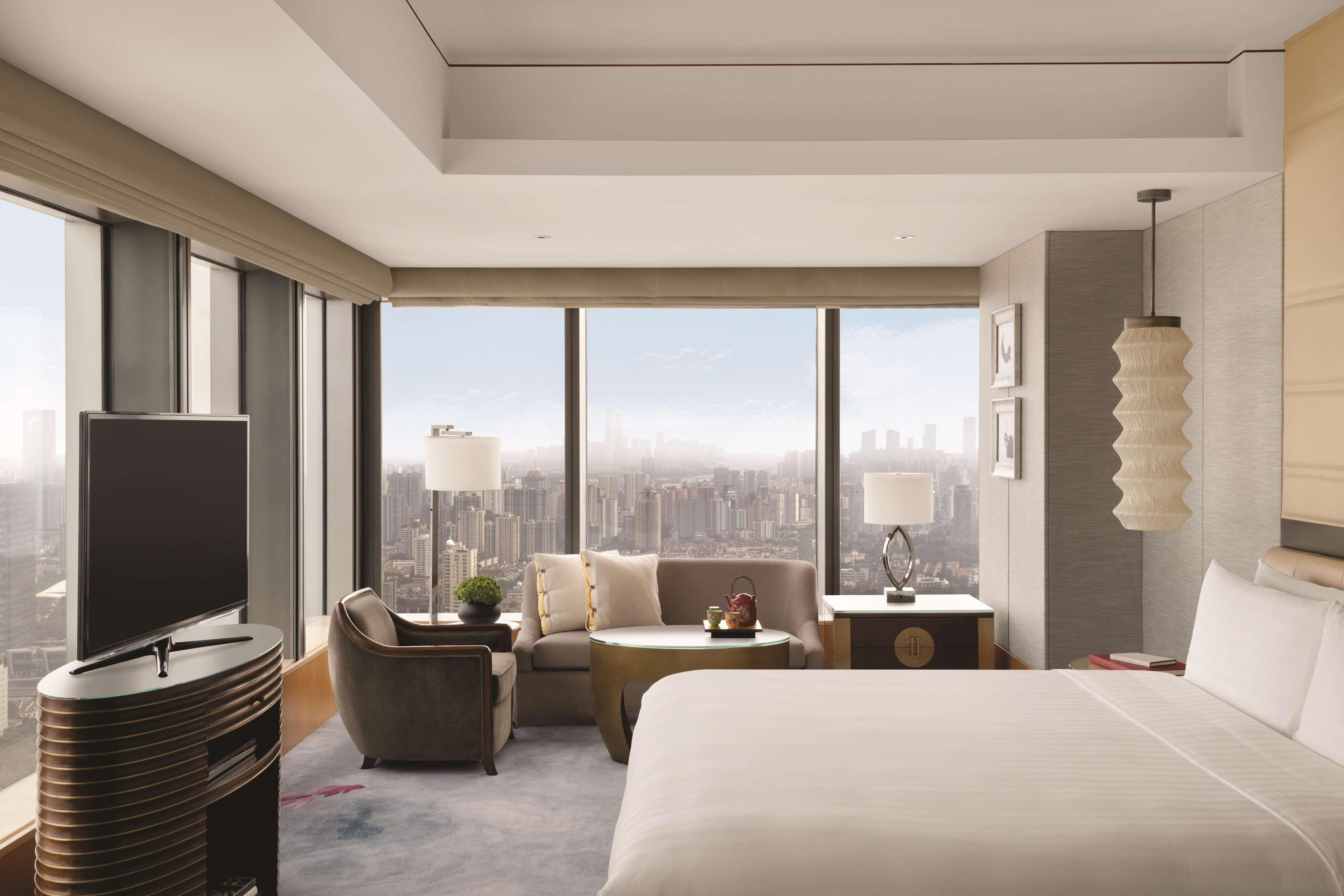 Hotel Jing An Shangri-la,