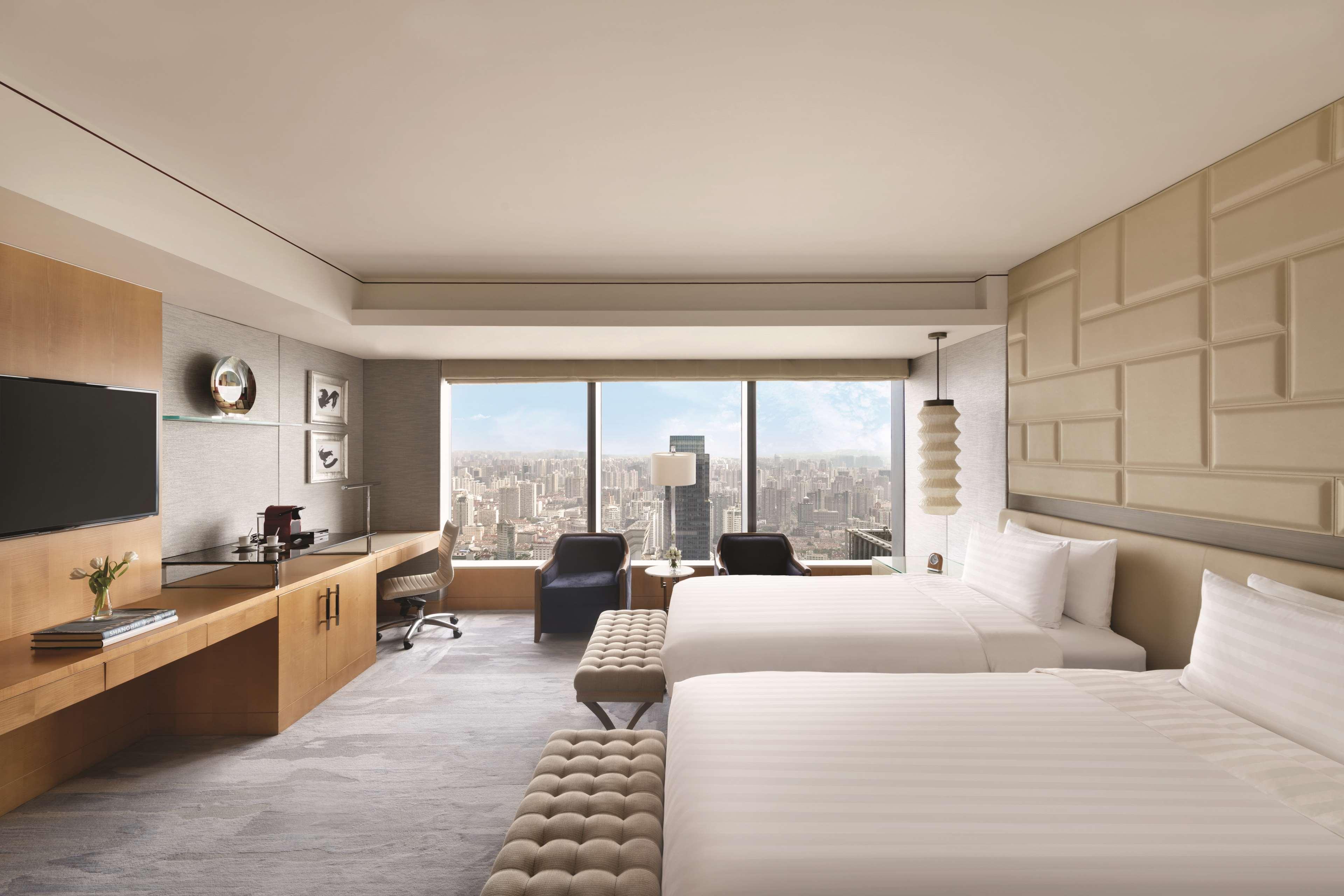 Hotel Jing An Shangri-la,