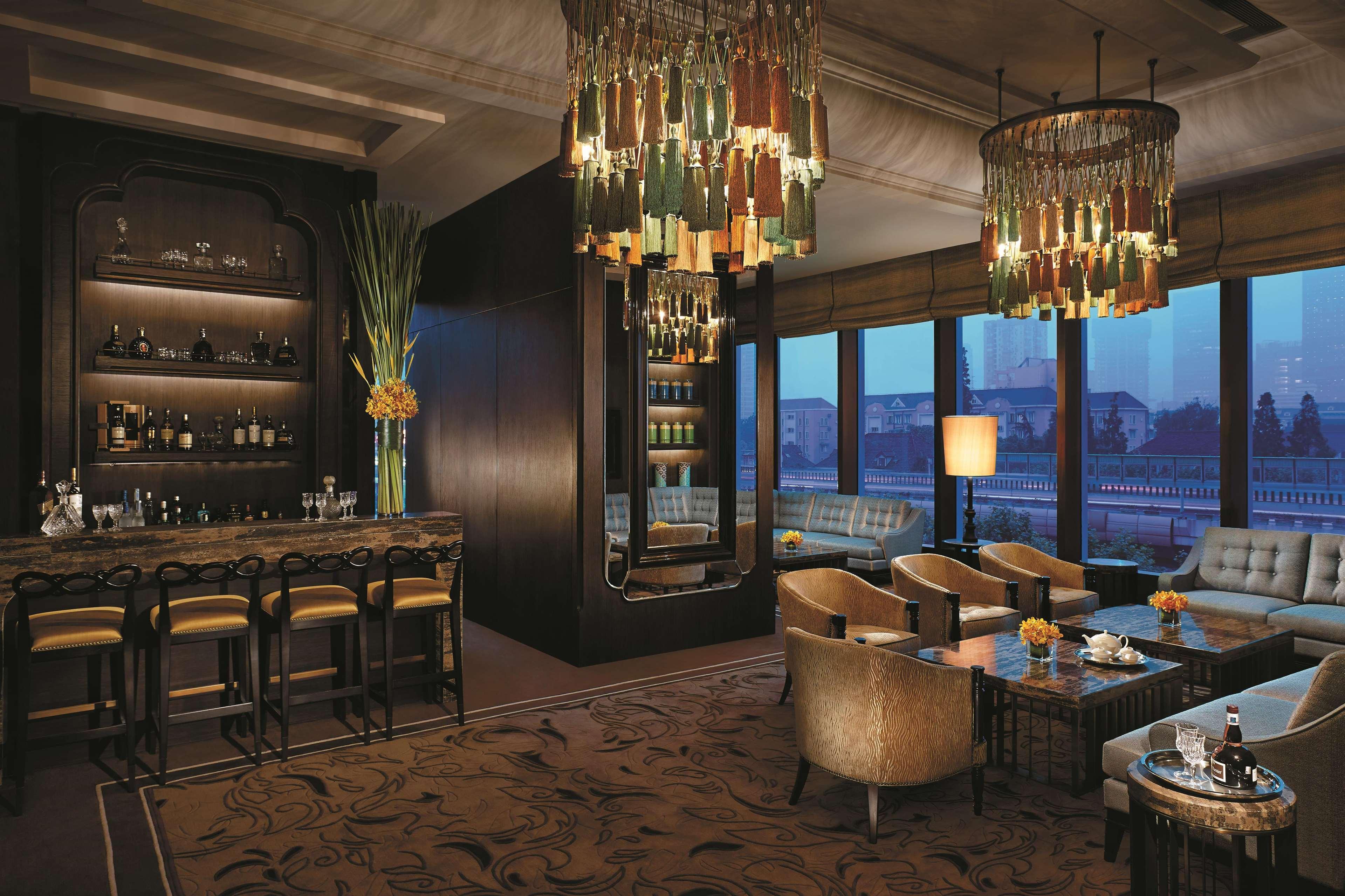 Jing An Shangri-la,